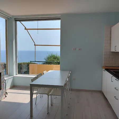 Luxury Vista Mare Ad Acciaroli 度假居